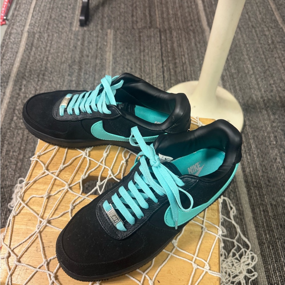 Nike Air Force 1 Low x Tiffany & Co “1837”